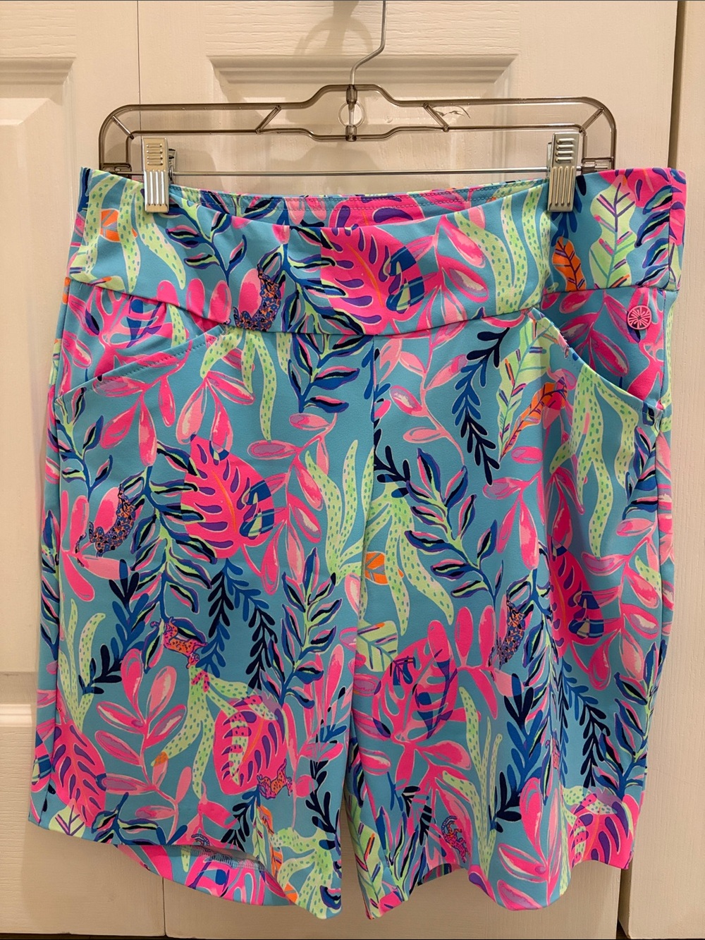Lilly Pulitzer Bright Blue Tropical Print Women’s Shorts